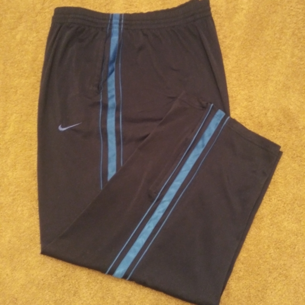 NIKE BASKETBALL WARM-UP PANTS